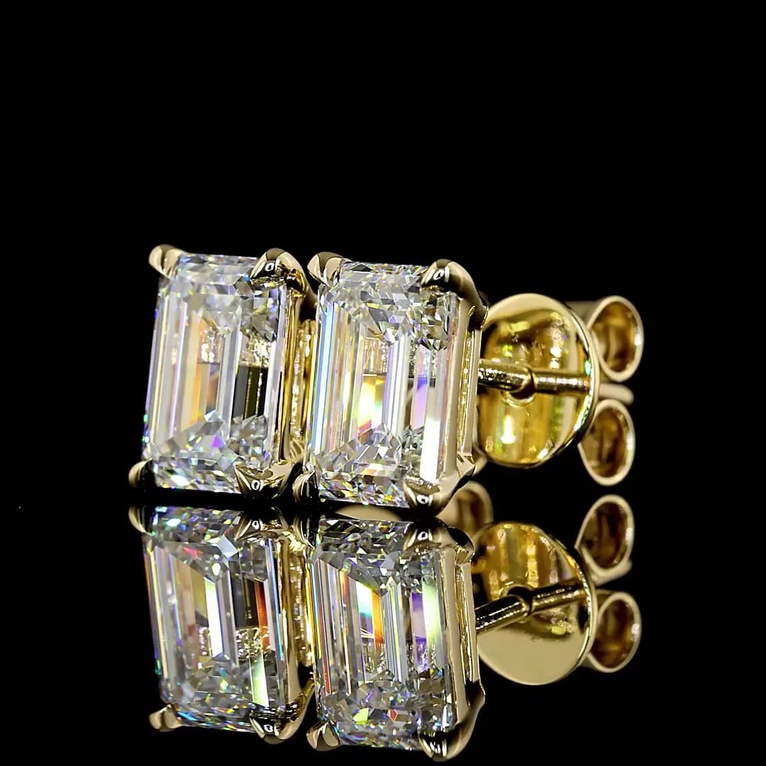 2 Carat Emerald Diamond Stud | Radiance Signature Studs Lifestyle